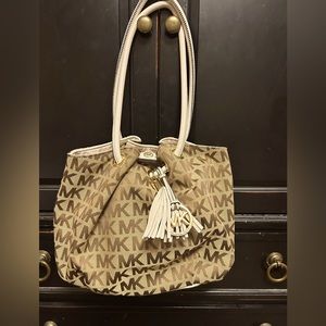 Michael Kors Over the Shoulder Handbag.